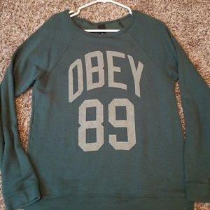 Obey crew neck sweat shirt